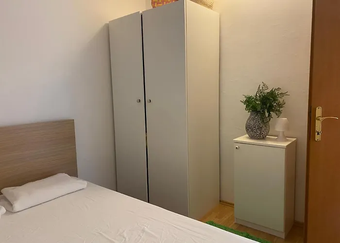 Apartament Sunny Srima